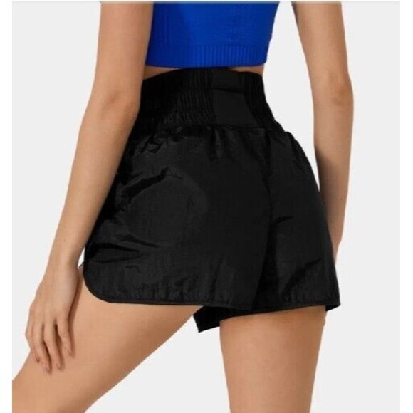 HALARA Super High Waisted  Split Hem 2 In 1 Casual Shorts 2.5"  Size Small - Picture 2 of 12